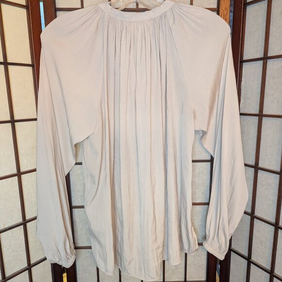 GUC champagne cream peasant blouse Philosophy medium - Picture 3 of 6